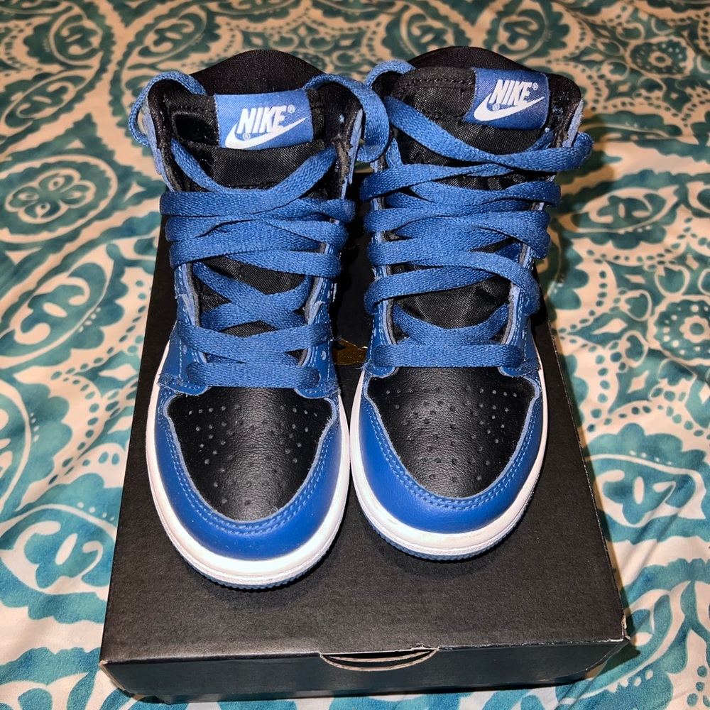 Air Jordan 1s Preschool Size 12c